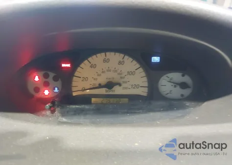 2001 Toyota Echo z USA, uszkodzony, nr VIN JTDAT123510190291